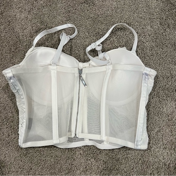 Say What White Lace Corset Top with Zipper back size Medium - Picture 3 of 5